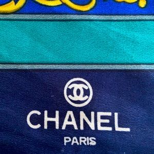 Chanel Paris vintage 100% silk scarf